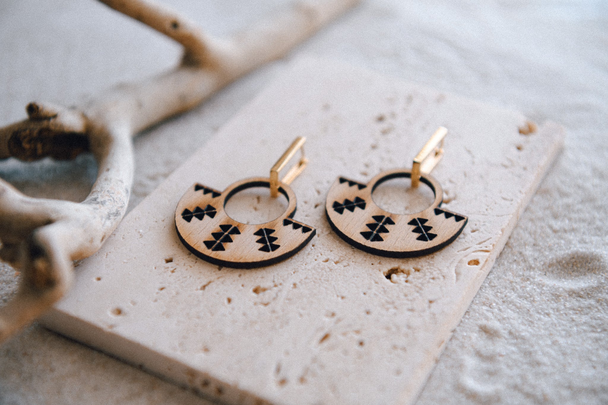 Cecelia Designs Jewelry Seaside Glow Gold Ball Hoop Earrings main image 0